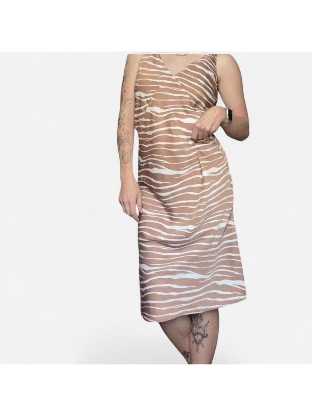 A New Day Women's Tan and Cream Dress